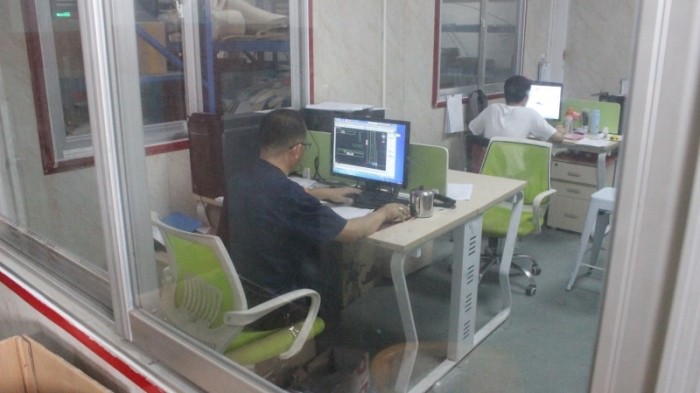 設(shè)計(jì)部門作業(yè)中